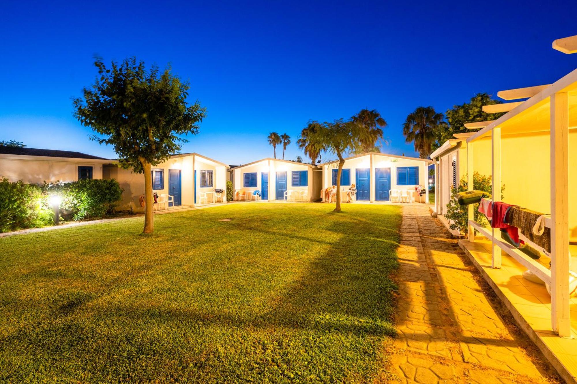 Le Dune Beach Club Messine Extérieur photo